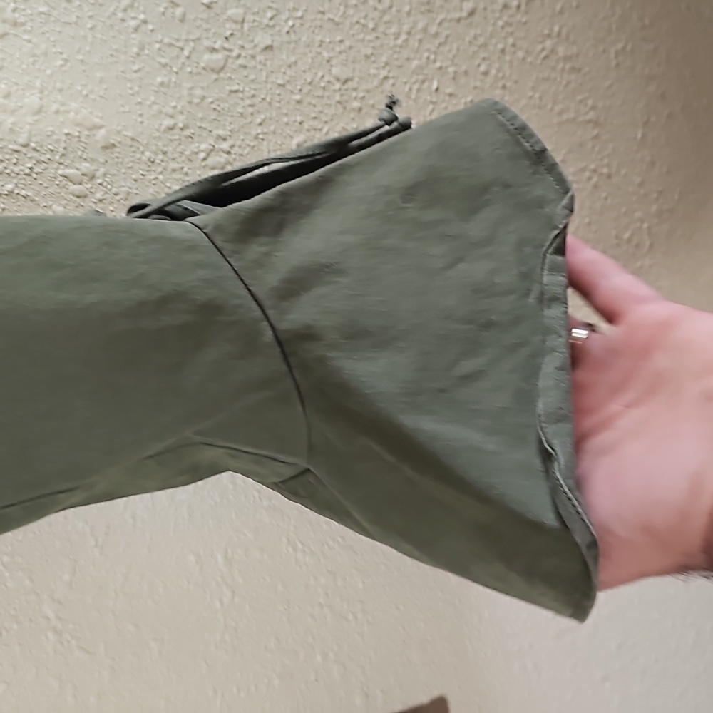 Scripted Cropped Ruffle Pants. - image 4